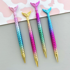 Parlak Balık Şekilli Versatil Uçlu Kalem 0.7mm